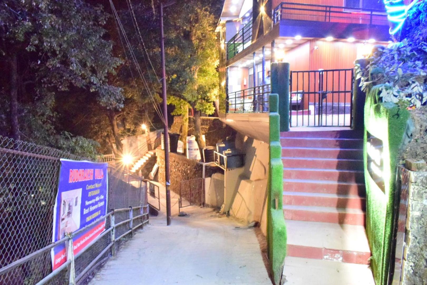 Rudhraksh Villa 4Br- Perfect Vacay Villa Mussoorie Exteriér fotografie