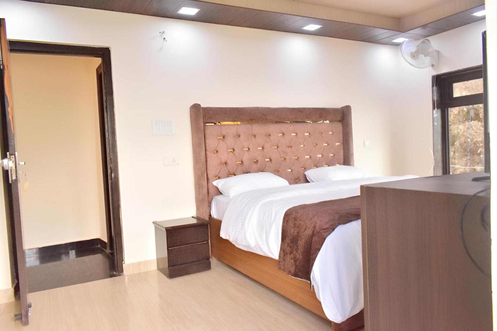 Rudhraksh Villa 4Br- Perfect Vacay Villa Mussoorie Exteriér fotografie